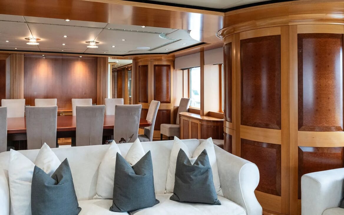 Motor Yacht Mac Brew Master Bathroom
