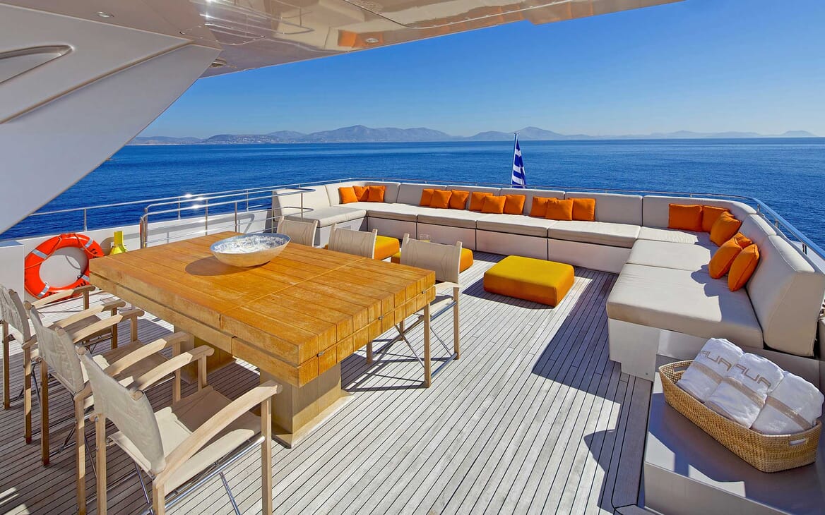 Motor Yacht Aqua outdoor seating area