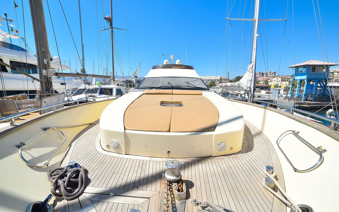 Motor Yacht ANDEA Sun Deck