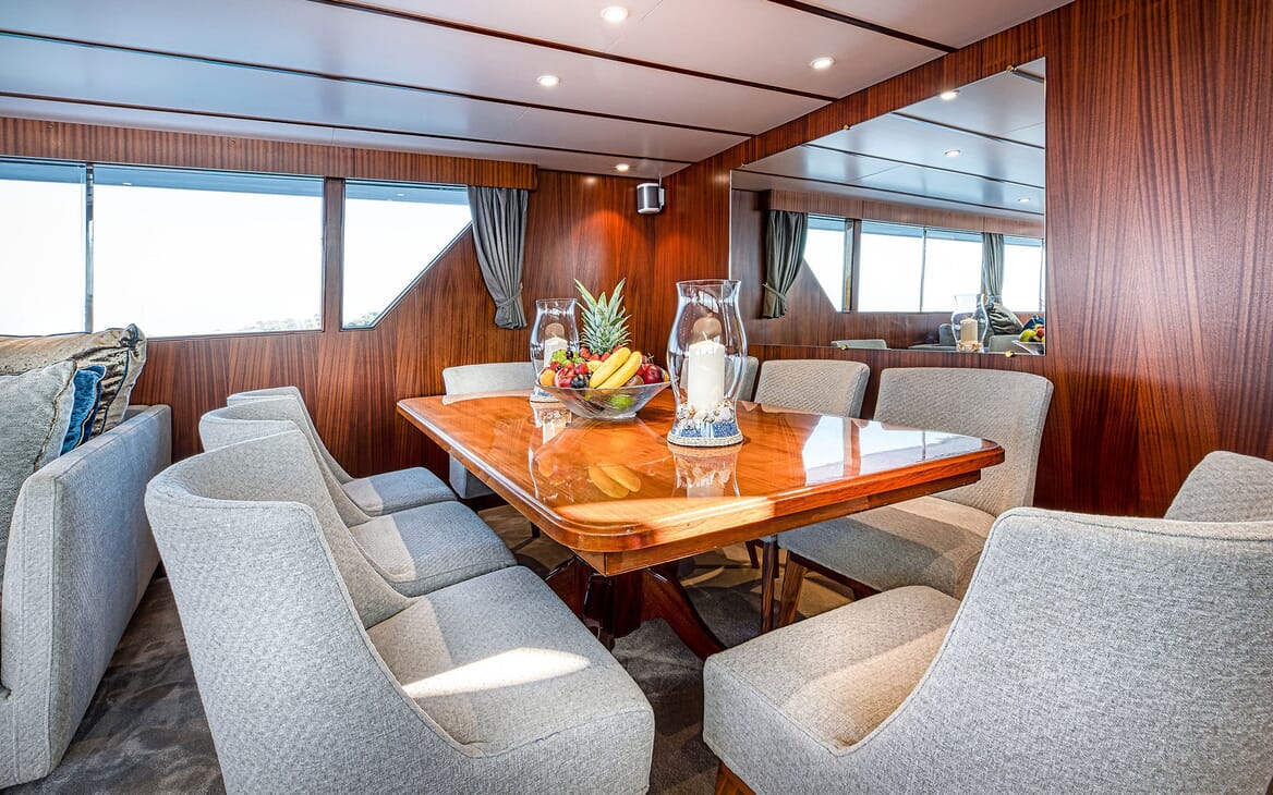 Motor Yacht CHANTELLA Dining Table