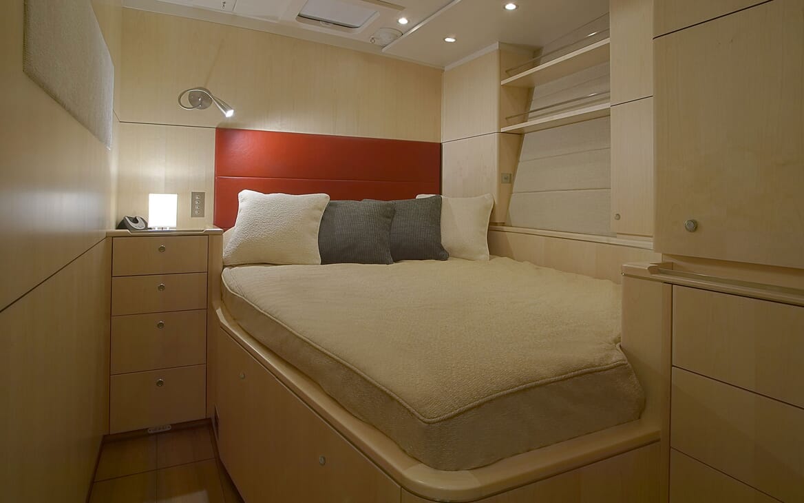 Sailing Yacht BLACK PEARL Double Guest Stateroom