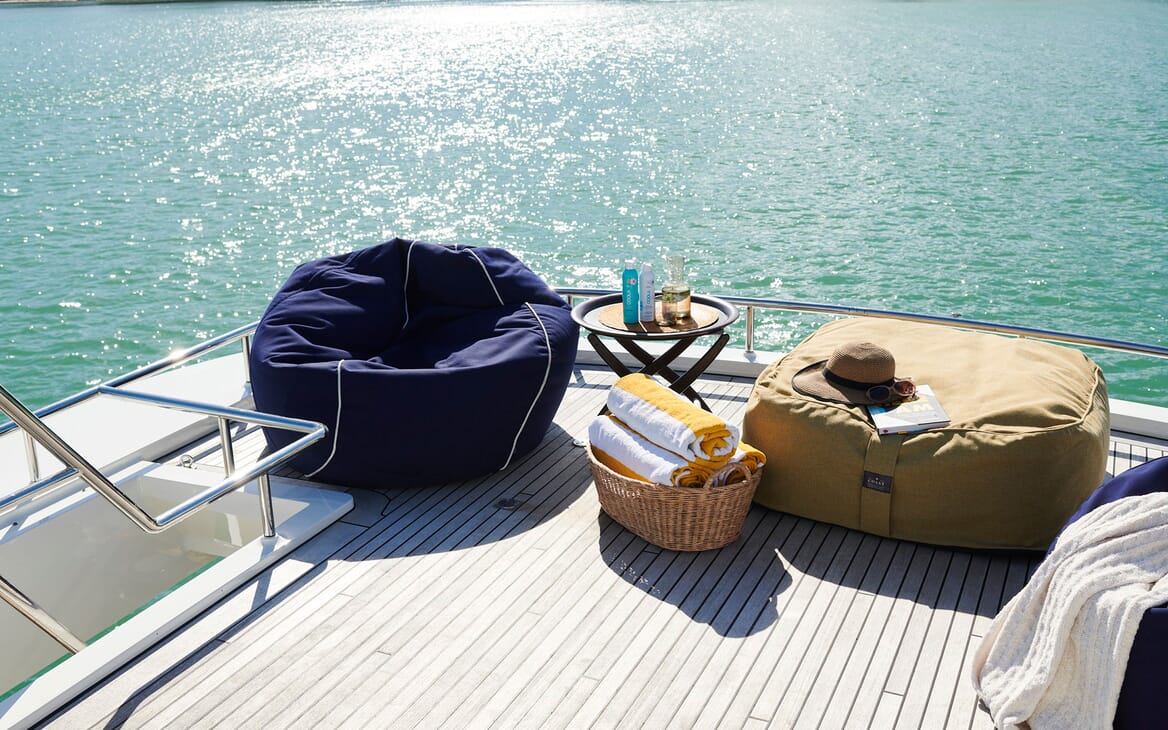 Motor Yacht WILLOW Sun Deck Detail