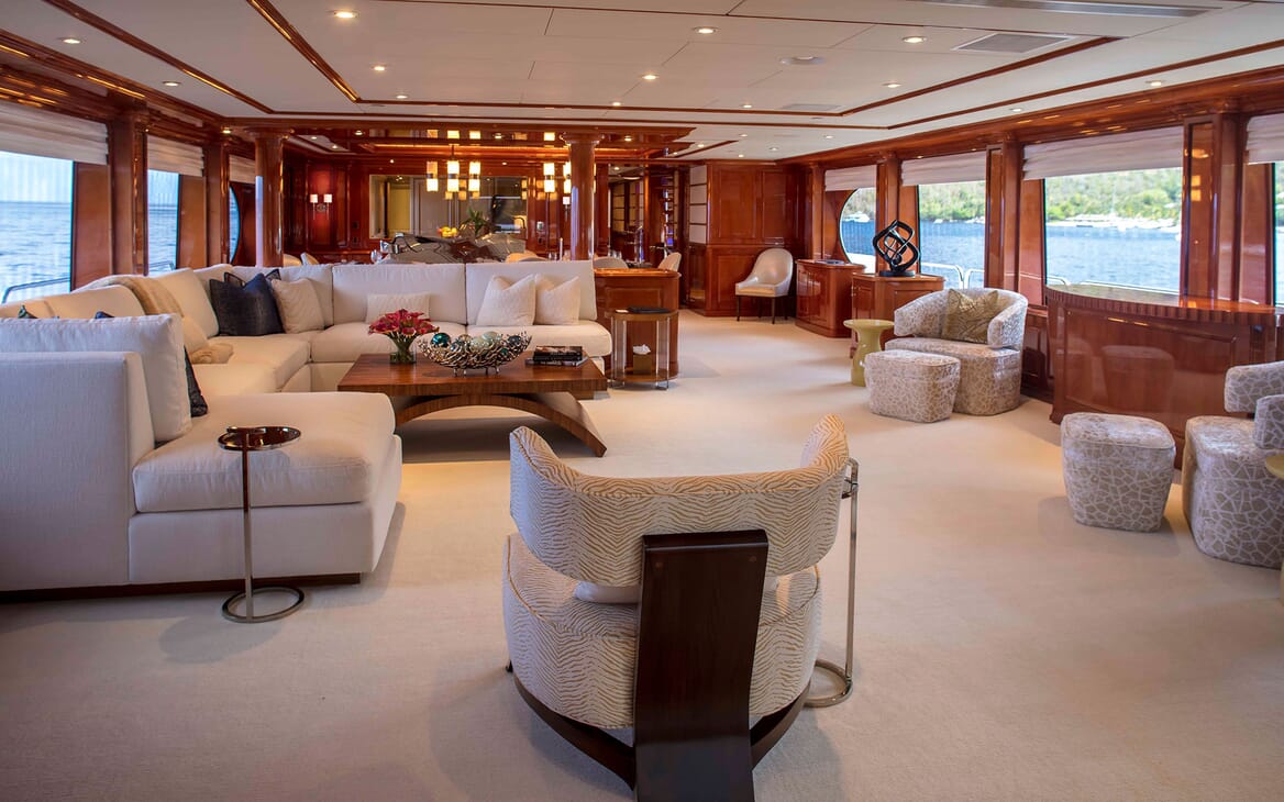 Motor yacht MILESTONE living room with cream seating
