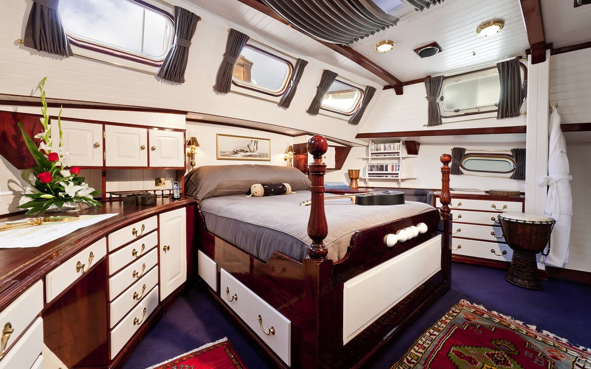 Sailing Yacht TIGERLILY OF CORNWALL Master Stateroom
