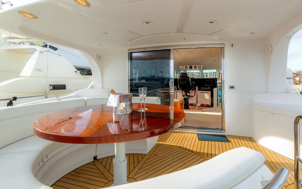 Motor Yacht SEA BREEZE ONE Upper Aft Deck Table