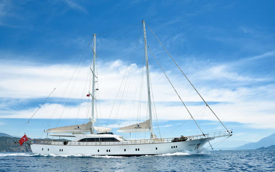 Sailing Yacht Alessandro underway