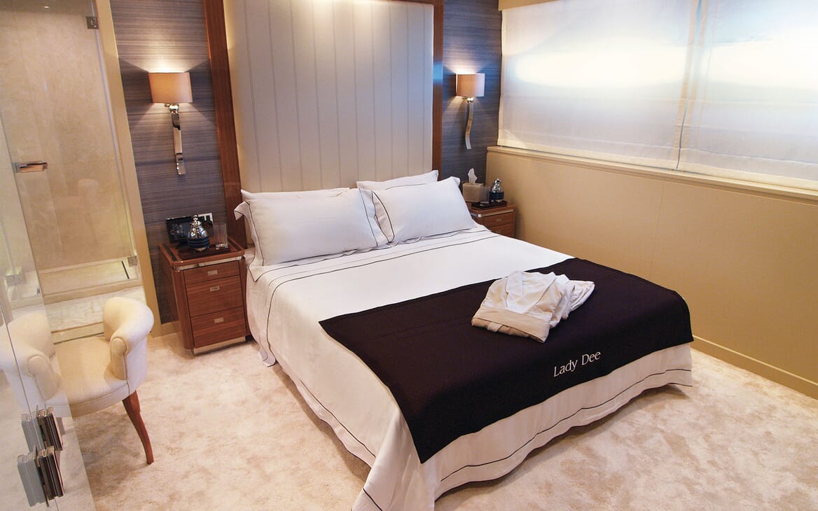 Motor Yacht Lady Dee master stateroom