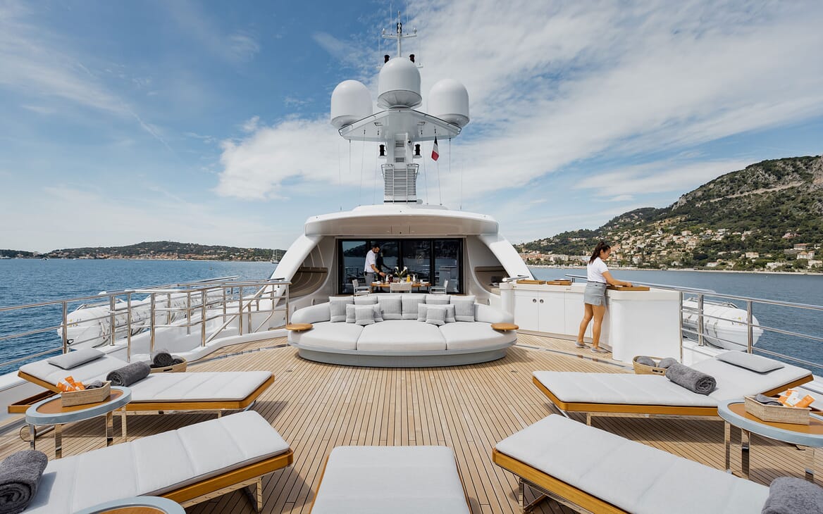 Motor Yacht VENTUM MARIS Sun Deck