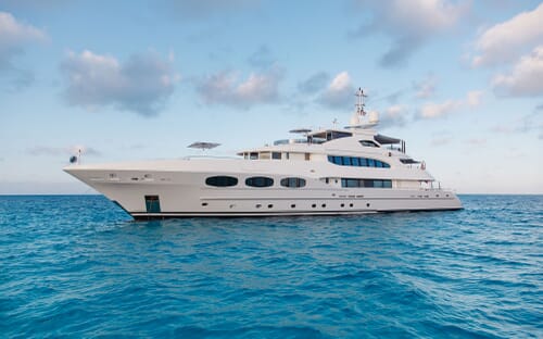 8 person yacht charter