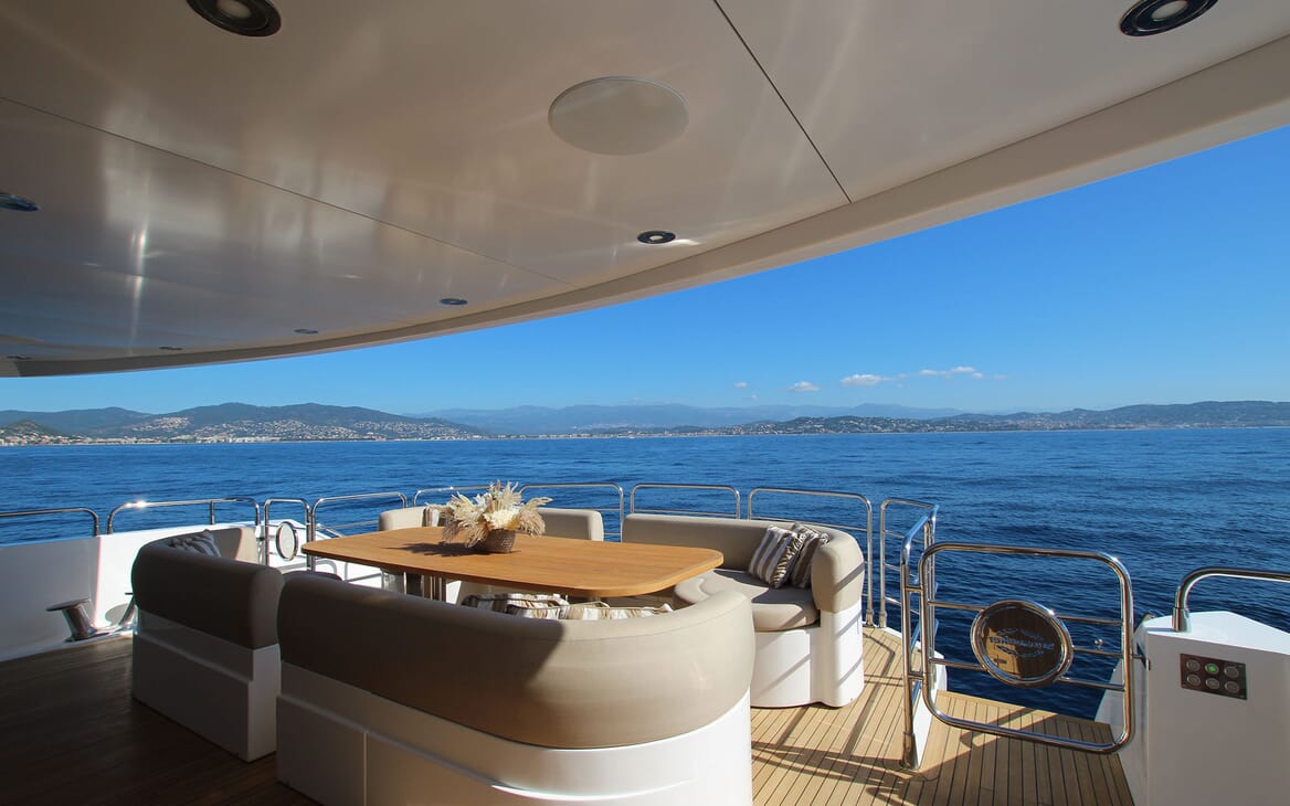 Motor Yacht LUSIA M aft deck