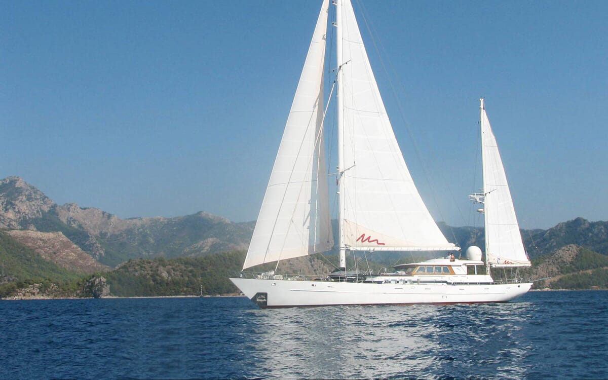 30 meter sailing yacht