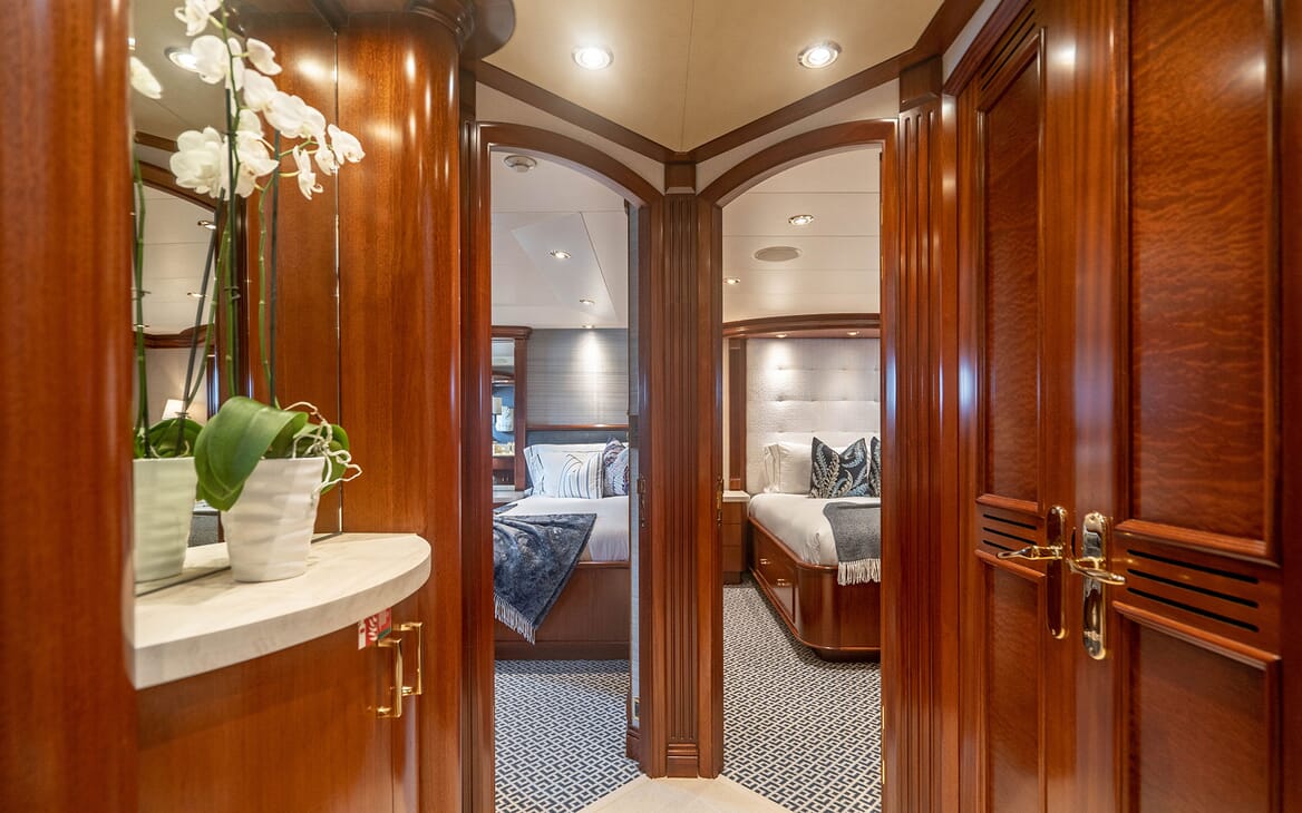 Motor Yacht RISK & REWARD Stateroom Hallway