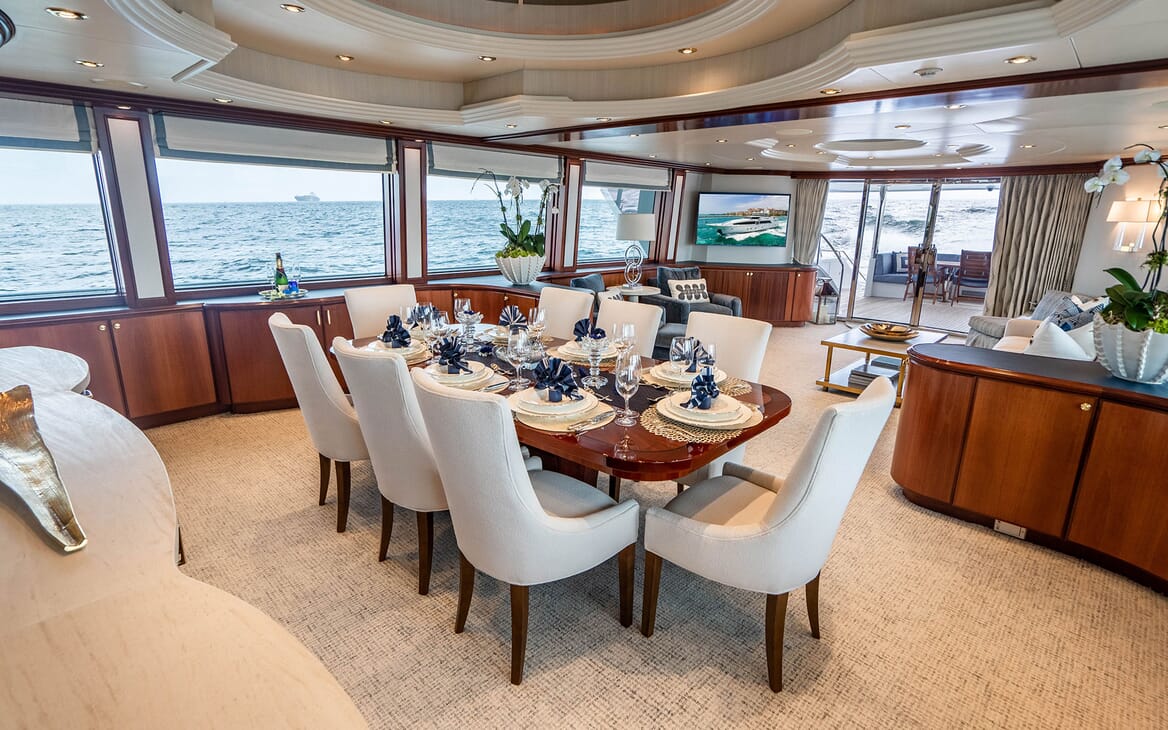 Motor Yacht RISK & REWARD Main Deck Dining Table