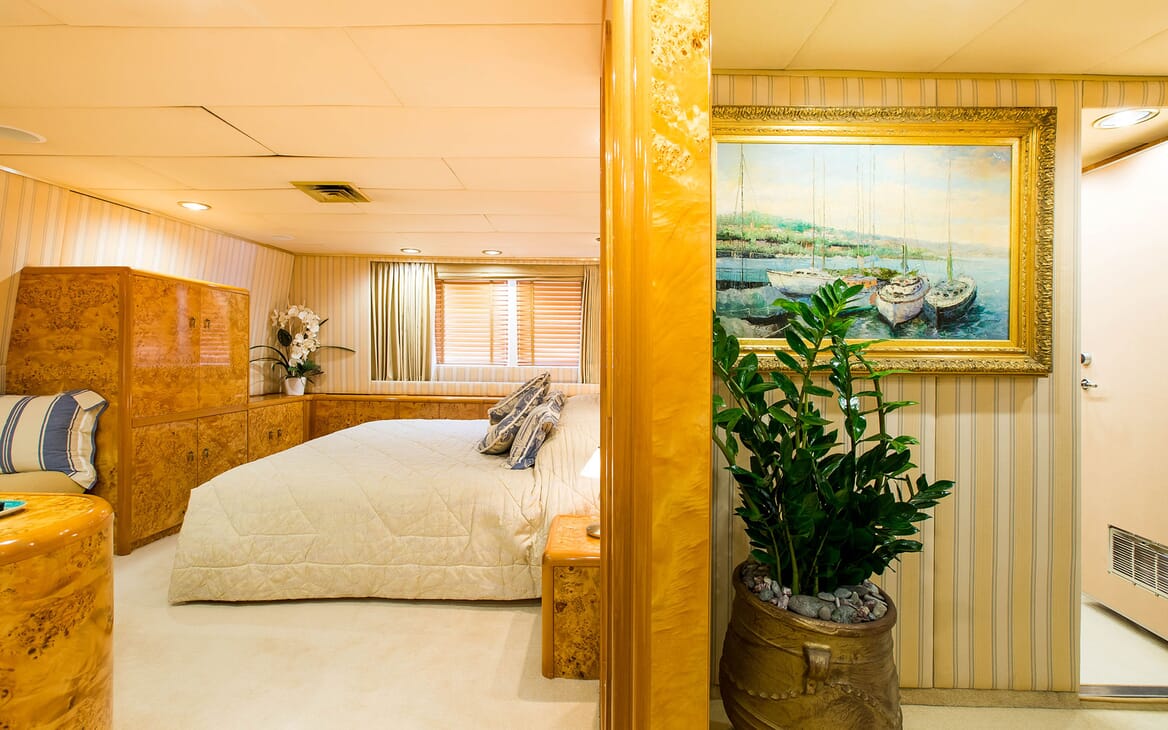 Motor Yacht ESMERALDA Double Guest Stateroom